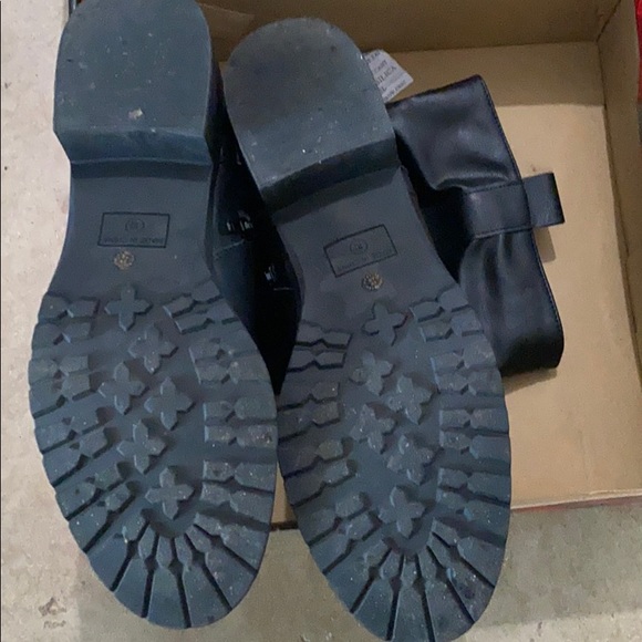 Boots - Picture 2 of 3